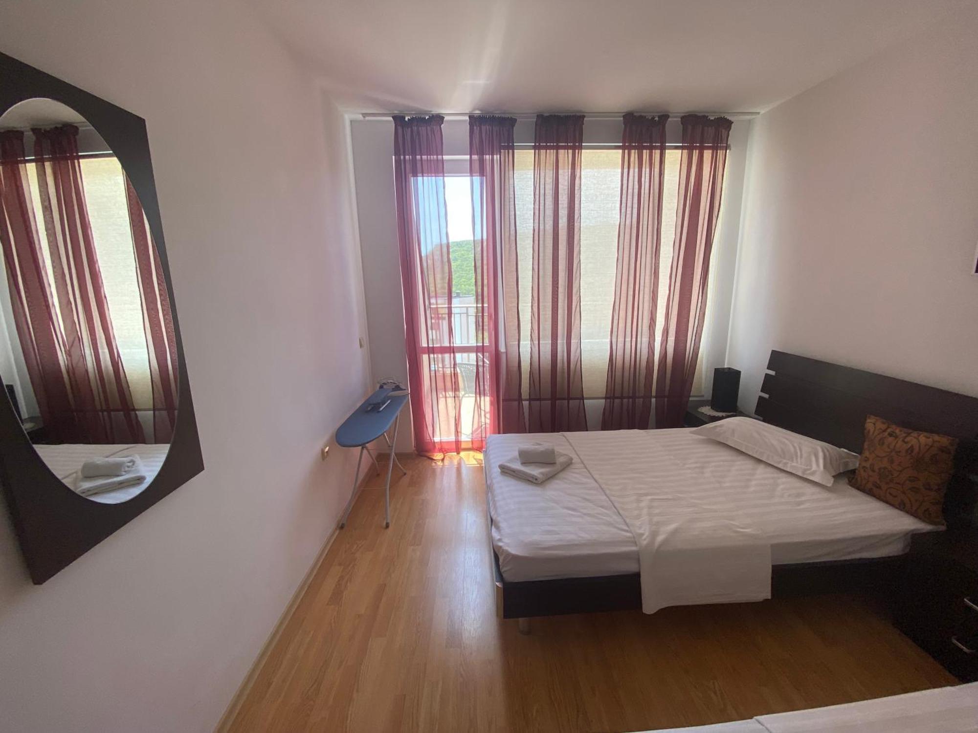 Kavarna Hills Kültér fotó